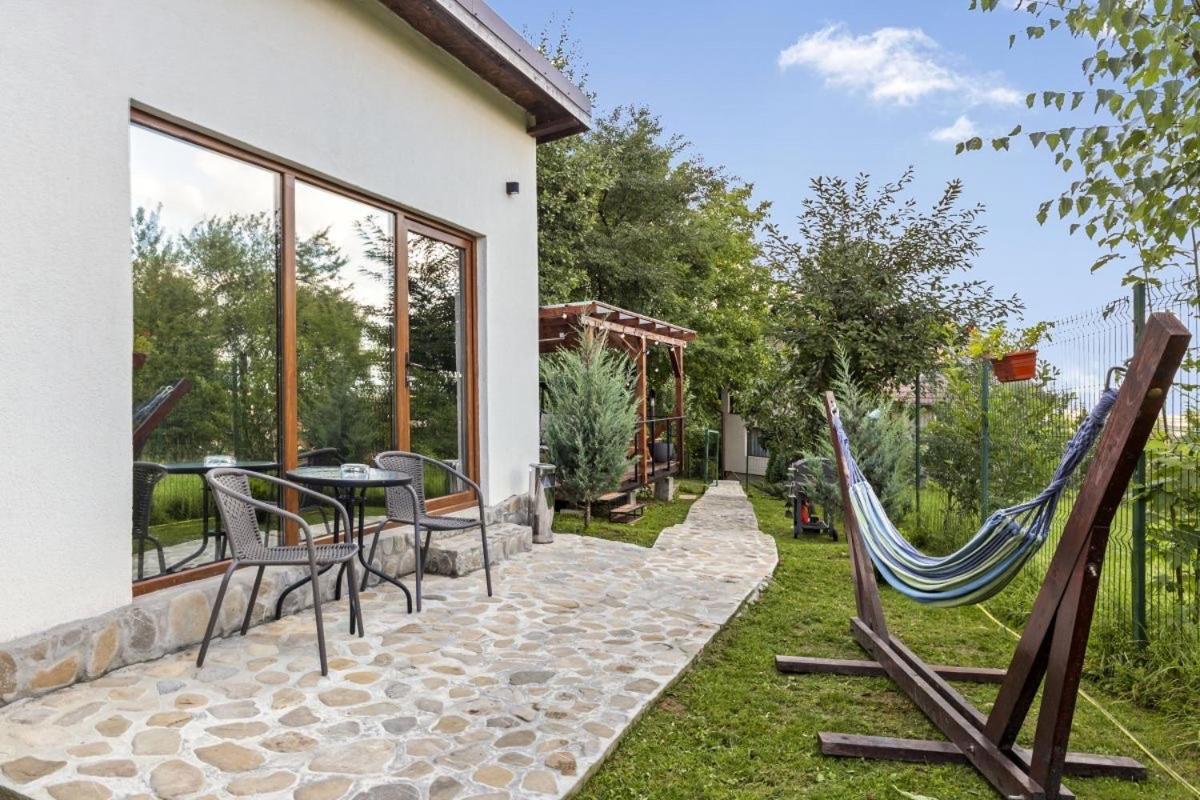 Silver Bungalow Sacele Exterior photo