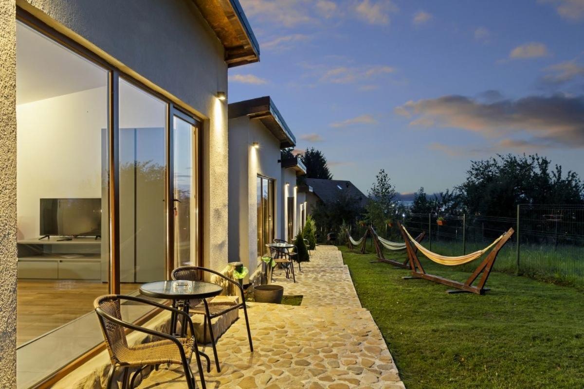 Silver Bungalow Sacele Exterior photo
