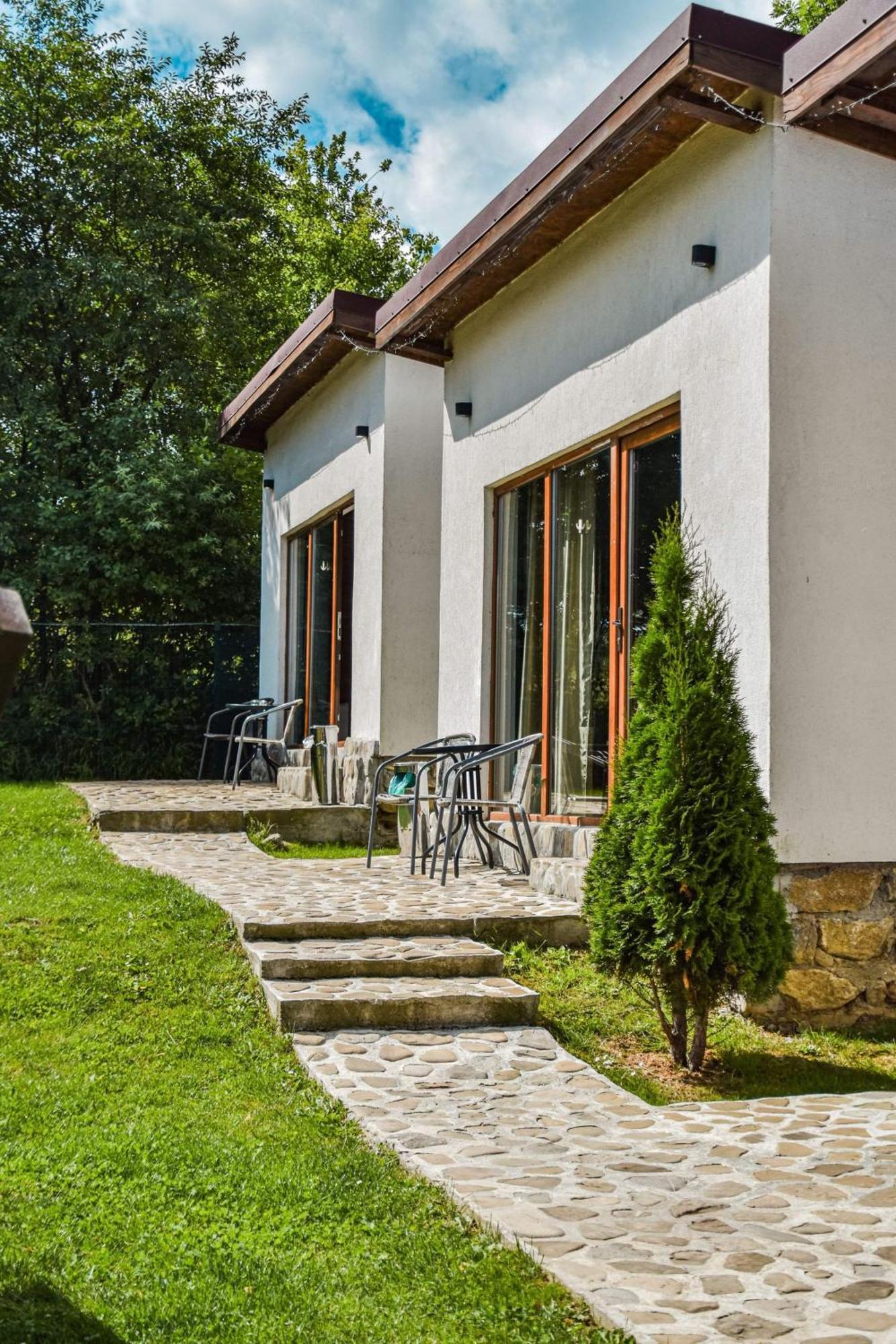 Silver Bungalow Sacele Exterior photo