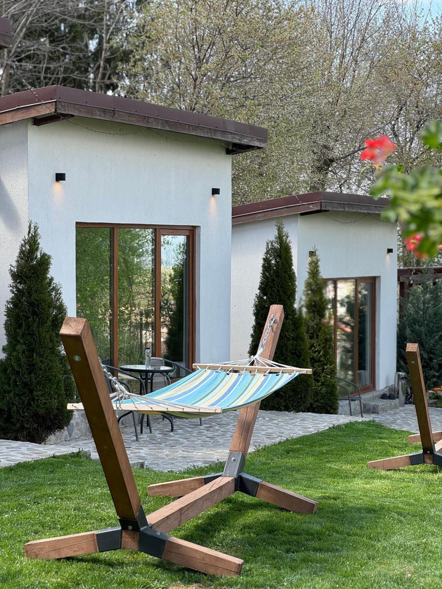 Silver Bungalow Sacele Exterior photo